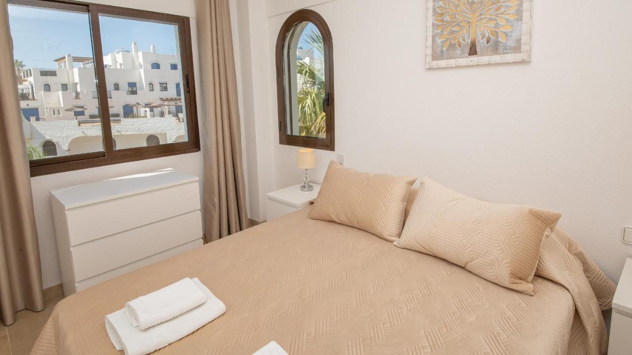 Lovely 2-Bed Apartment In Marina De La Duquesa Castillo de Sabinillas Extérieur photo