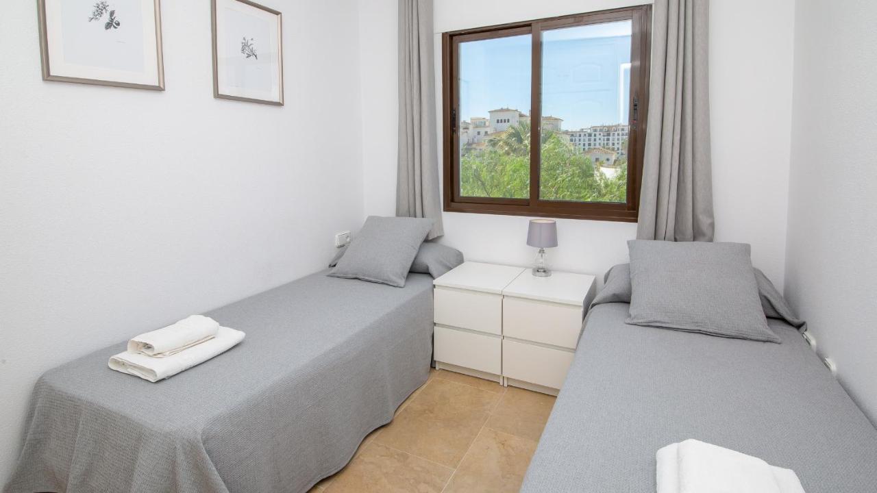 Lovely 2-Bed Apartment In Marina De La Duquesa Castillo de Sabinillas Extérieur photo
