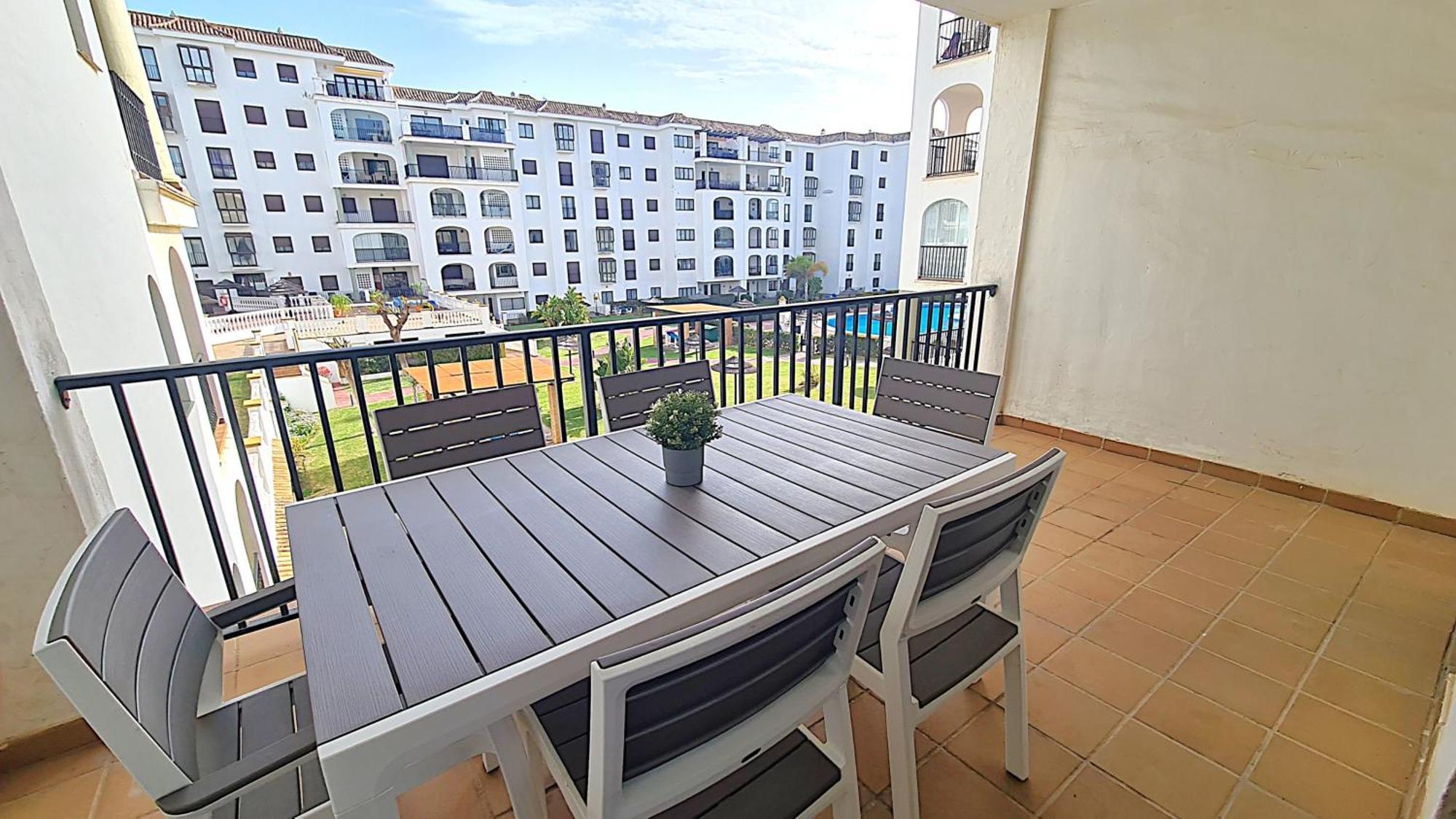 Lovely 2-Bed Apartment In Marina De La Duquesa Castillo de Sabinillas Extérieur photo